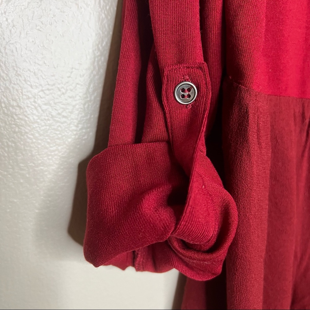 Entro Women Red Mixed Media Button Down Tunic Roll Tab Sleeve Top Small - Picture 5 of 8